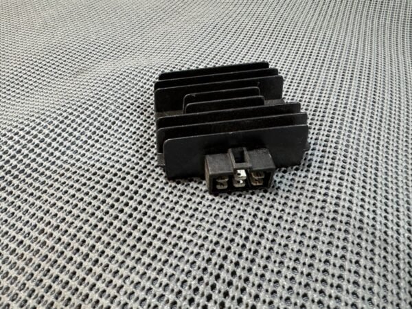 AKI6035 New Voltage Regulator Compatible with/Replacement for Kaf300 - Image 2