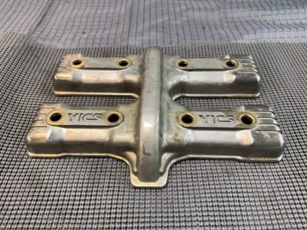 1983 Yamaha XVZ1200 Venture Rear Valve Cover - Image 8