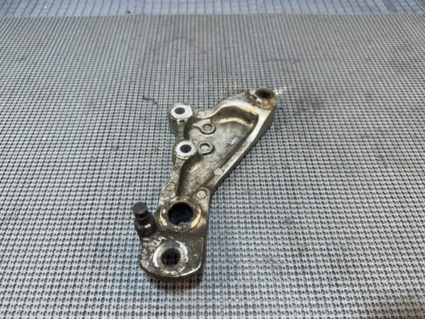 ⭐ 1981 Honda CB900C Custom 10 Speed Rear Brake Pedal Holder 46515-461-000 - Image 5
