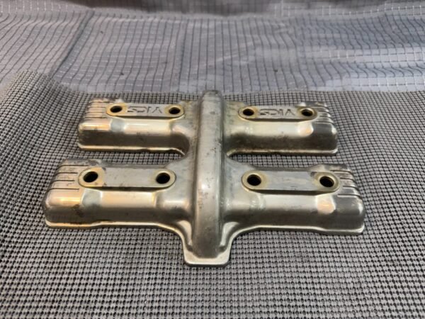 1983 Yamaha XVZ1200 Venture Rear Valve Cover - Image 12
