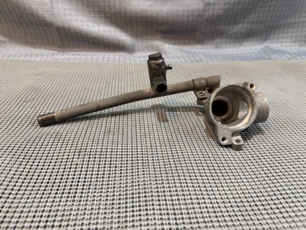 1983 YAMAHA VENTURE ROYALE XVZ1200 XVZ 1200 D THERMOSTAT HOUSING - Image 6