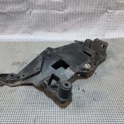 2016-2017 Victory MAGNUM Inner Electrical Mount Bracket