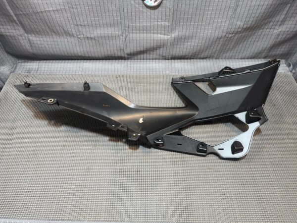 ⭐ Kawasaki Ninja 400 EX400 ABS 19 20 21 22 23 OEM Lower Right Cowl Plastic Gray - Image 16