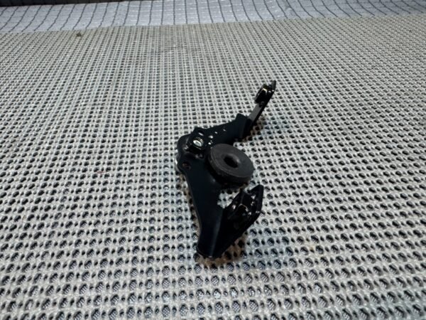 ⭐ 18-23 KAWASAKI NINJA 400 OEM RADIATOR HEADLIGHT BRACKET FRONT FAIRING METAL - Image 7