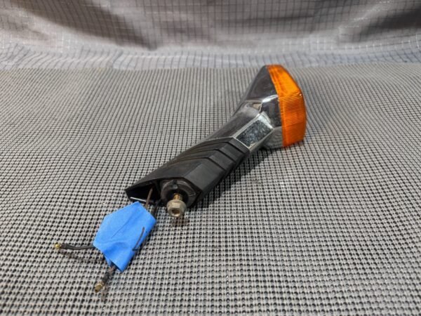 1983 Yamaha XVZ1200 Venture Royale Rear Turn Signal LH Left - Image 2