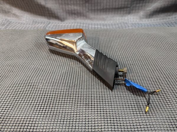 1983 Yamaha XVZ1200 Venture Royale Rear Turn Signal LH Left - Image 3