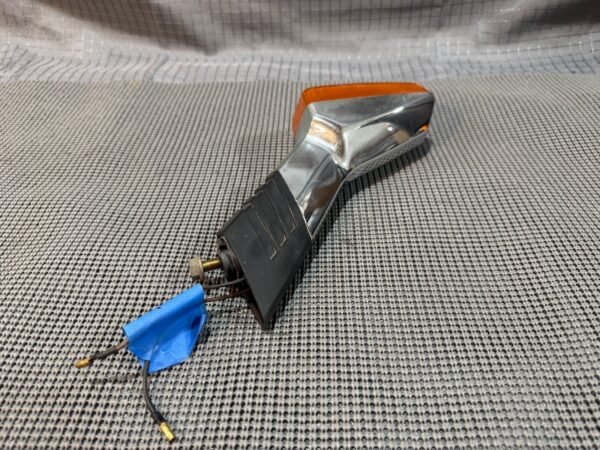 1983 Yamaha XVZ1200 Venture Royale Rear Turn Signal LH Left - Image 6