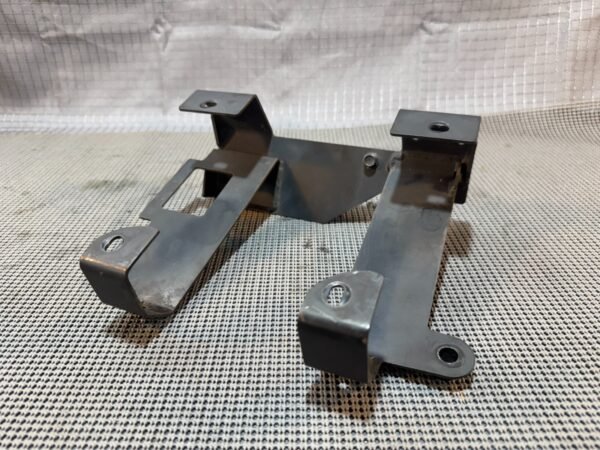 2016-2017 Victory MAGNUM Front Amp Bracket - Image 3