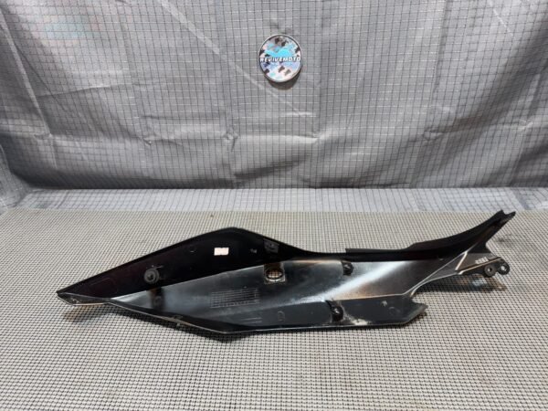 ⭐ 2018 - 2023 Kawasaki EX400 EX 400 Left Rear Side Frame Cover 36041-0036-51A - Image 15