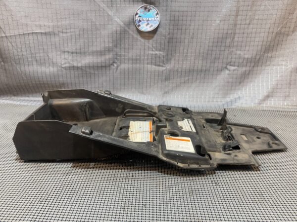 Aprilia Shiver SL 750 09 Rear Undertray Fender Mudguard Saddle Compartment - Image 10