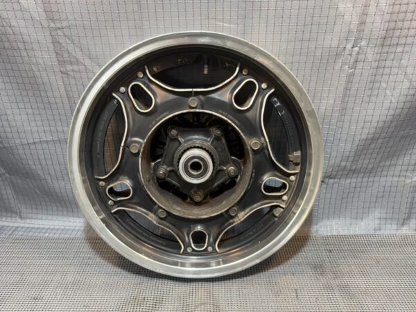 80-82 HONDA CB900C REAR BACK WHEEL RIM  42650-461-770