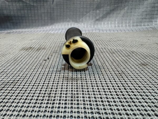 08-18 2009 Aprilia Shiver 750 SL750 Right Throttle Grip - Image 5
