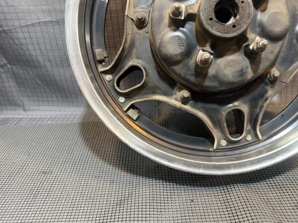 80-82 HONDA CB900C REAR BACK WHEEL RIM  42650-461-770 - Image 8