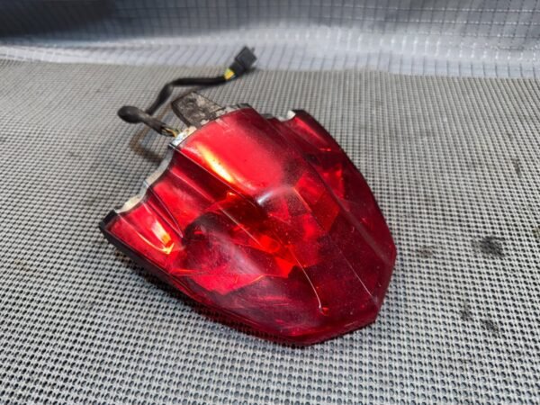 08-18 2009 Aprilia Shiver 750 SL750 Rear Tail Light BACK LIGHT BRAKE LIGHT - Image 6