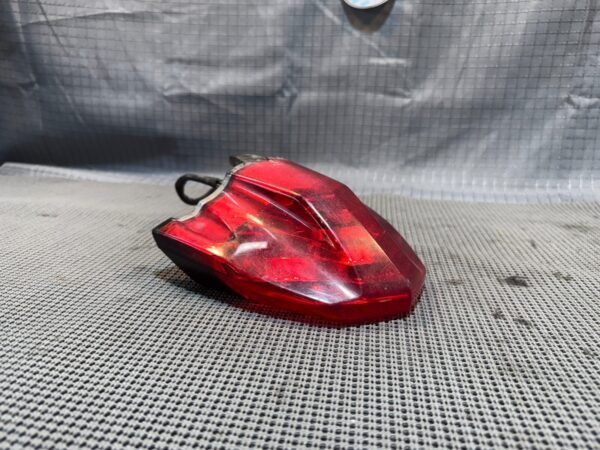 08-18 2009 Aprilia Shiver 750 SL750 Rear Tail Light BACK LIGHT BRAKE LIGHT - Image 7