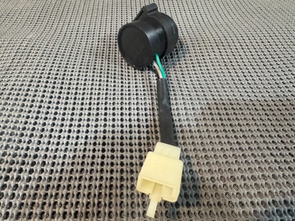 2022 Lifan Qipai Xpect 200cc OEM Flashing Relay - Image 3