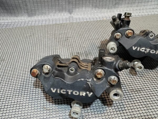 2016-2017 Victory MAGNUM Front Brake Caliper Right Left FOR PARTS - Image 3