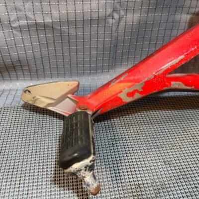 2009 08 09 Aprilia SL750 Shiver 750 OEM Right Foot Pegs Rearset Bracket Mount