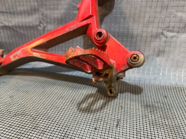 2009 08 09 Aprilia SL750 Shiver 750 OEM Right Foot Pegs Rearset Bracket Mount - Image 4