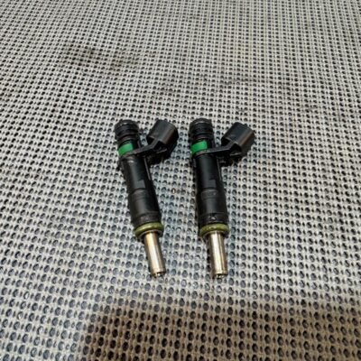 2016 Victory Magnum Gas Fuel Injector Injectors Pair