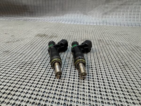 2016 Victory Magnum Gas Fuel Injector Injectors Pair - Image 3