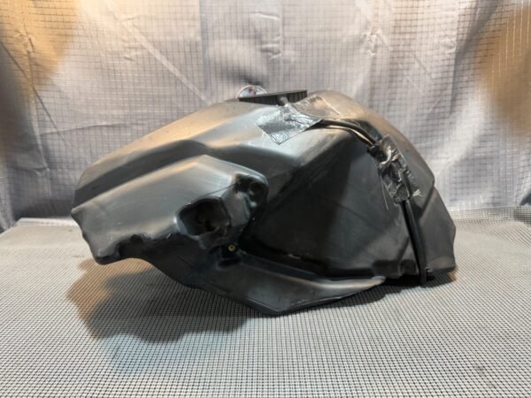 08-18 2009 Aprilia Shiver 750 SL750 Gas Fuel Tank - Image 2