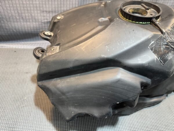 08-18 2009 Aprilia Shiver 750 SL750 Gas Fuel Tank - Image 3