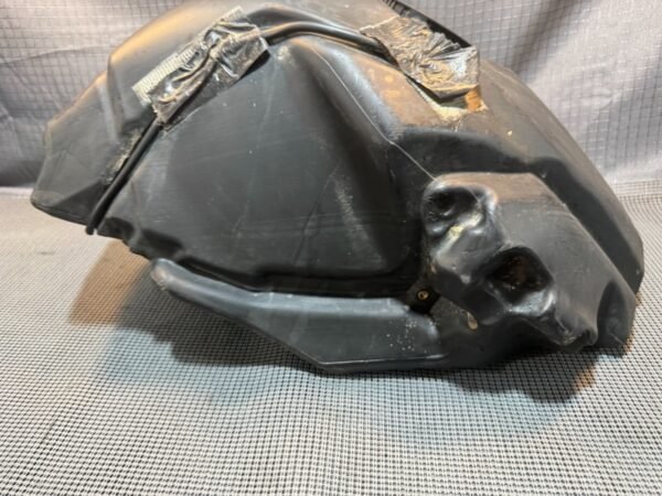 08-18 2009 Aprilia Shiver 750 SL750 Gas Fuel Tank - Image 11