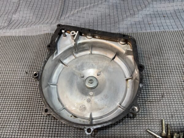 YAMAHA VENTURE XVZ1200 CLUTCH SIDE ENGINE MOTOR COVER 26H01 - Image 9
