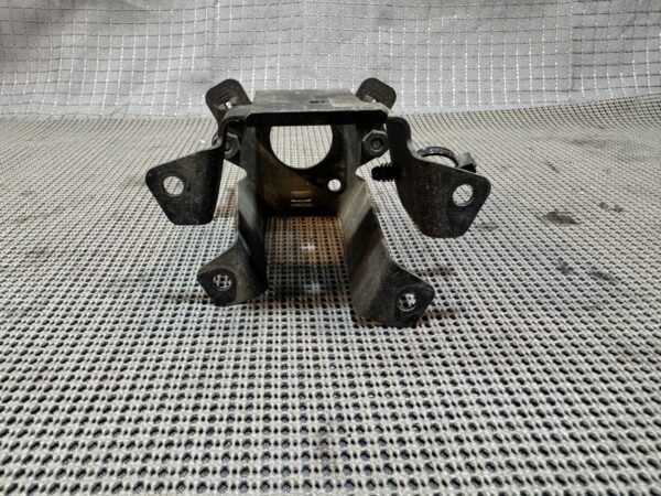2016-2017 Victory MAGNUM Ignition Coil & Ignition Switch Mount Bracket - Image 4