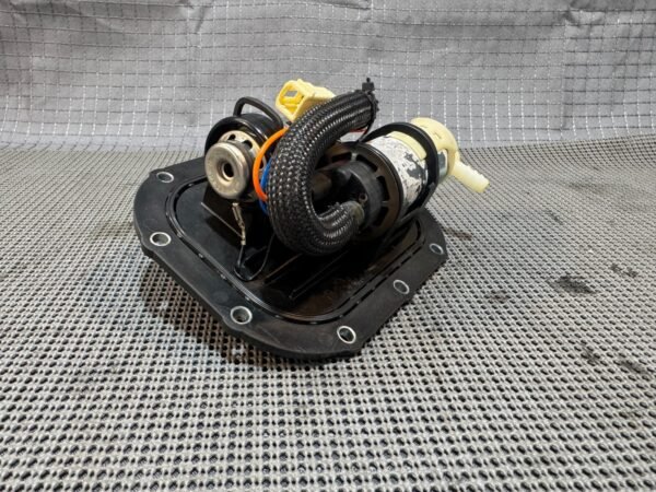 2016-2017 Victory MAGNUM Fuel Gas Petrol Pump Sending Unit - Image 4