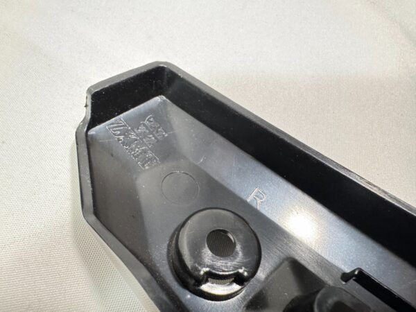 Kawasaki Ninja 650 RIGHT SIDE ENGINE COVER 14093-0623 - Image 9