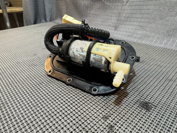 2016-2017 Victory MAGNUM Fuel Gas Petrol Pump Sending Unit - Image 14