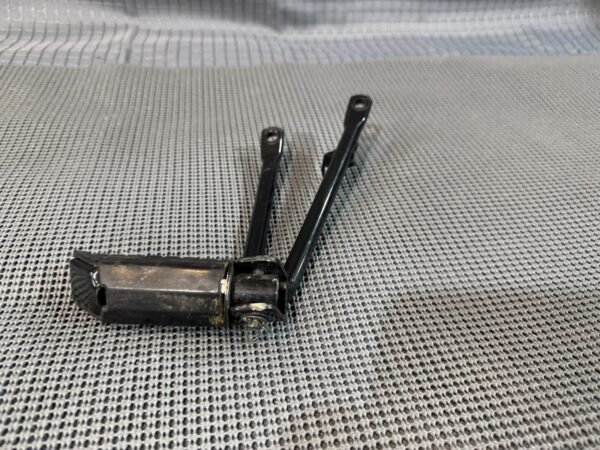 2022 Lifan Qipai Xpect 200cc OEM Rear Right Passenger Foot Peg - Image 3