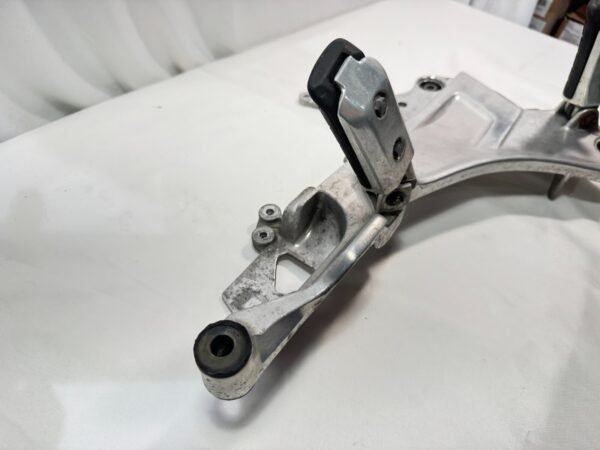 2002 Honda ST1100 OEM RIGHT FRONT FOOT REST PEG STEP BRACKET - Image 7