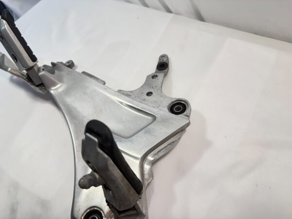 2002 Honda ST1100 OEM RIGHT FRONT FOOT REST PEG STEP BRACKET - Image 8