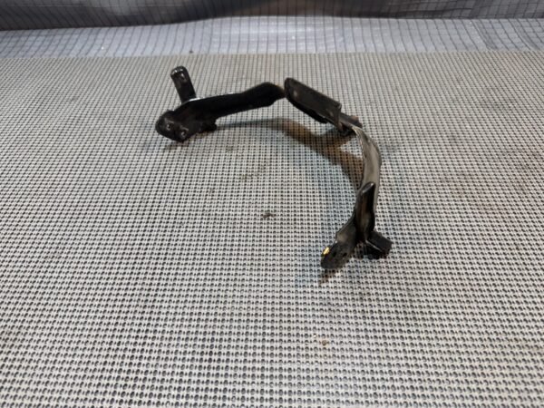 ⭐ 1983 Yamaha Venture XVZ1200 XVZ12 Y732' front mount bracket