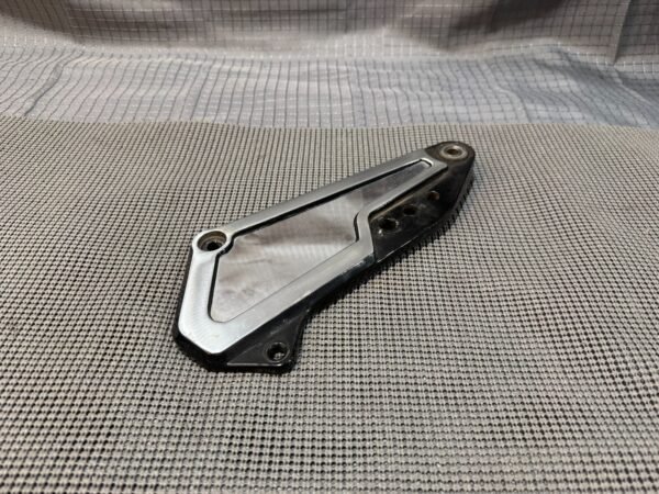 ⭐YAMAHA VENTURE ROYAL XVZ1200 XVZ 1200 RIGHT REAR FOOTPEG FOOT PEG BRACKET MOUNT - Image 5