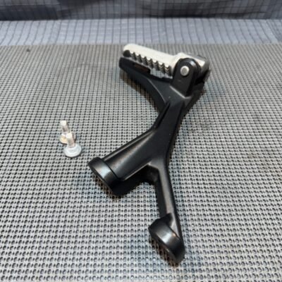 ⭐ 2018-2022 Kawasaki Ninja 400 Z400 OEM Left Rear Passenger Peg Foot Rest