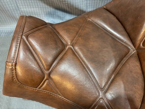 1983 Yamaha Venture 1200 Royale Seat Brown With Hardware - Image 6