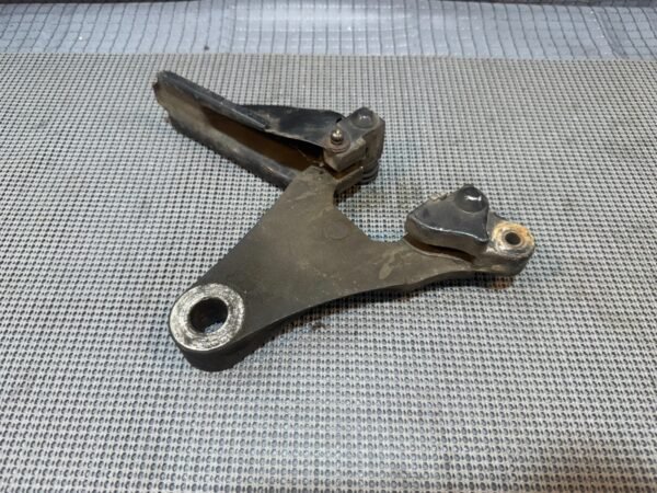 ⭐ 1981 Honda cb900c 900 custom rear brake caliper bracket mount holder GL1100 - Image 6