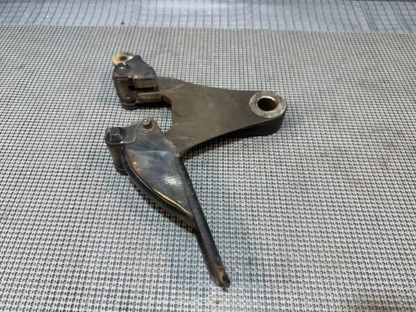 ⭐ 1981 Honda cb900c 900 custom rear brake caliper bracket mount holder GL1100 - Image 7