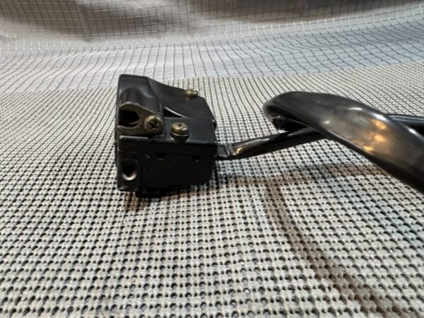 1983 Yamaha Venture Royal XVZ1200 Right Side Throttle Control Switch - Image 7
