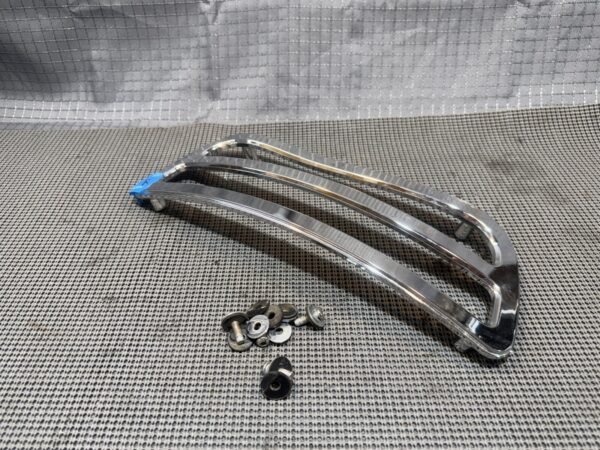 2016-2017 Victory MAGNUM Right Side Case Rack DAMAGED