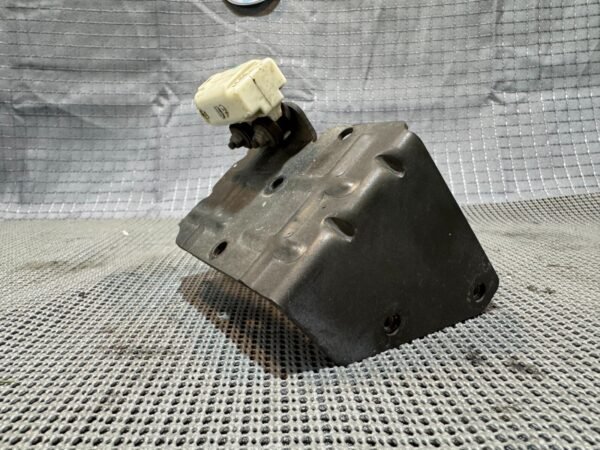 2008-17 Victory Vision & Magnum Black Cruise Control Module Mount Bracket Plate - Image 3