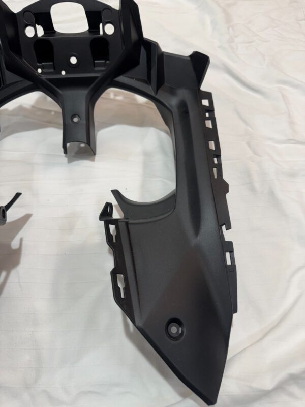 Kawasaki Cowling 55028-0721 QTY 1 - Image 4