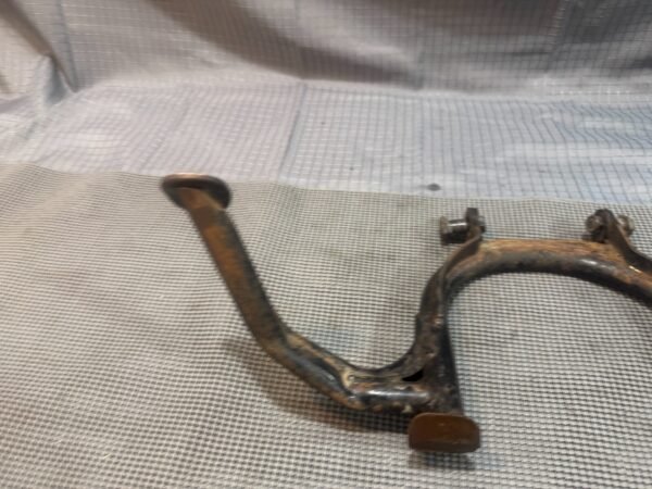 1983 Yamaha Venture XVZ1200 XVZ 1200 centerstand center stand prop spring - Image 5