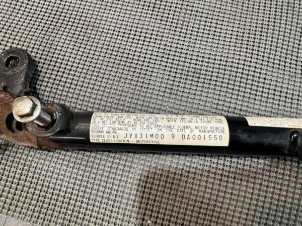 1983 YAMAHA XVZ 1200  BRACKET MOUNT SUPPORT OEM XVZ1200  83 - Image 5