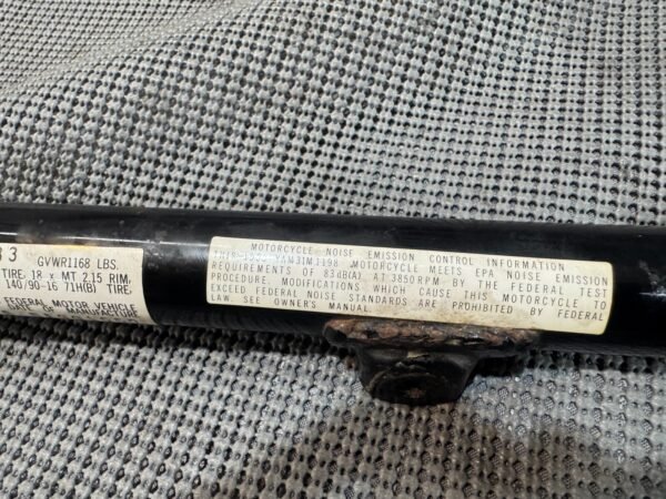 1983 YAMAHA XVZ 1200  BRACKET MOUNT SUPPORT OEM XVZ1200  83 - Image 6