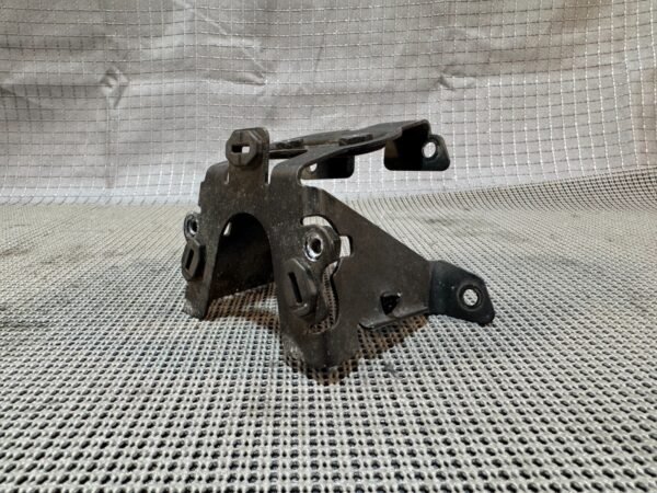 2016-2017 Victory MAGNUM Air Control Valve Mount Bracket